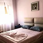 Louis Apartmán *